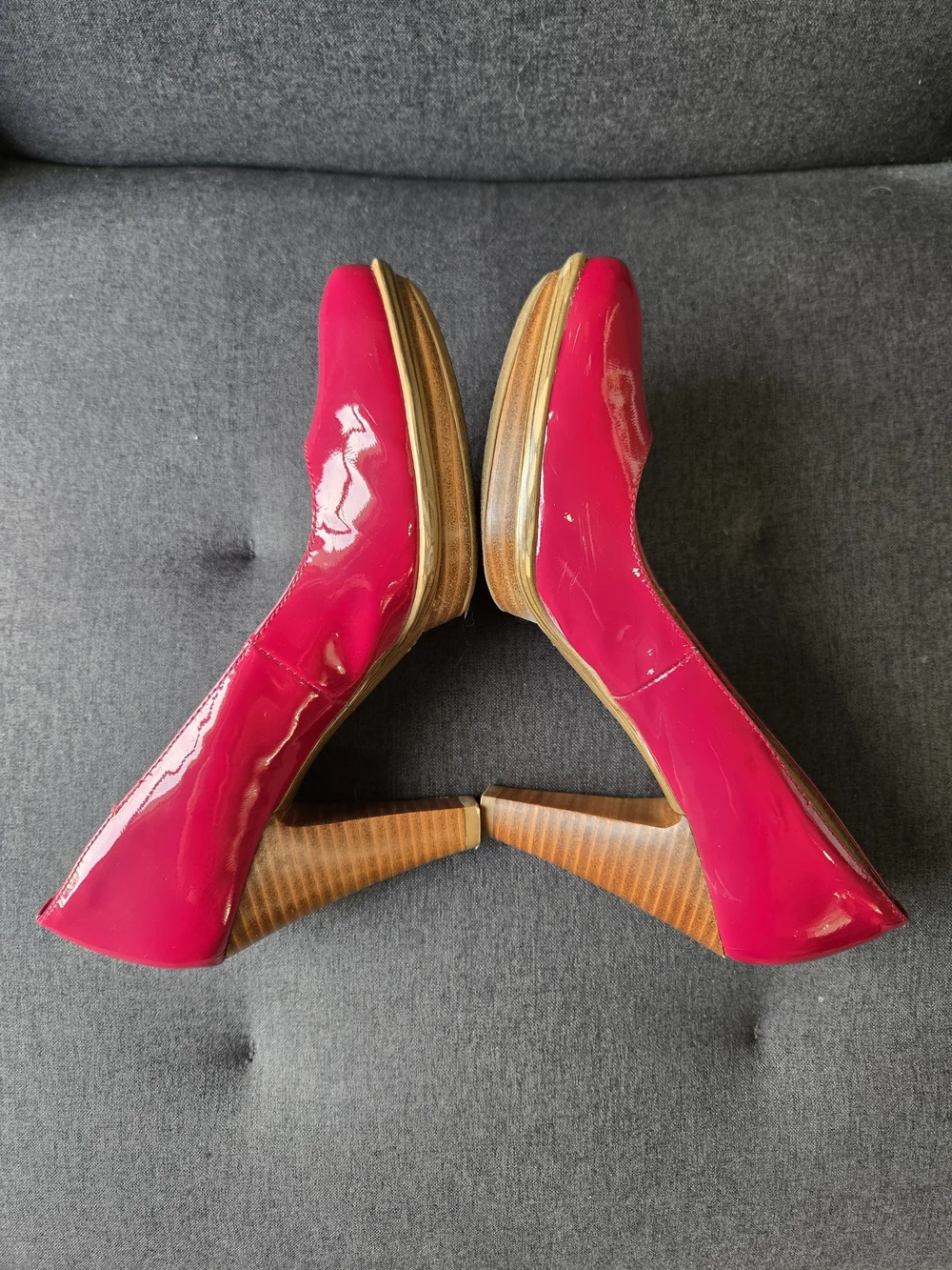 Söfft Women's Patent Round-Toe Pumps -  Magenta